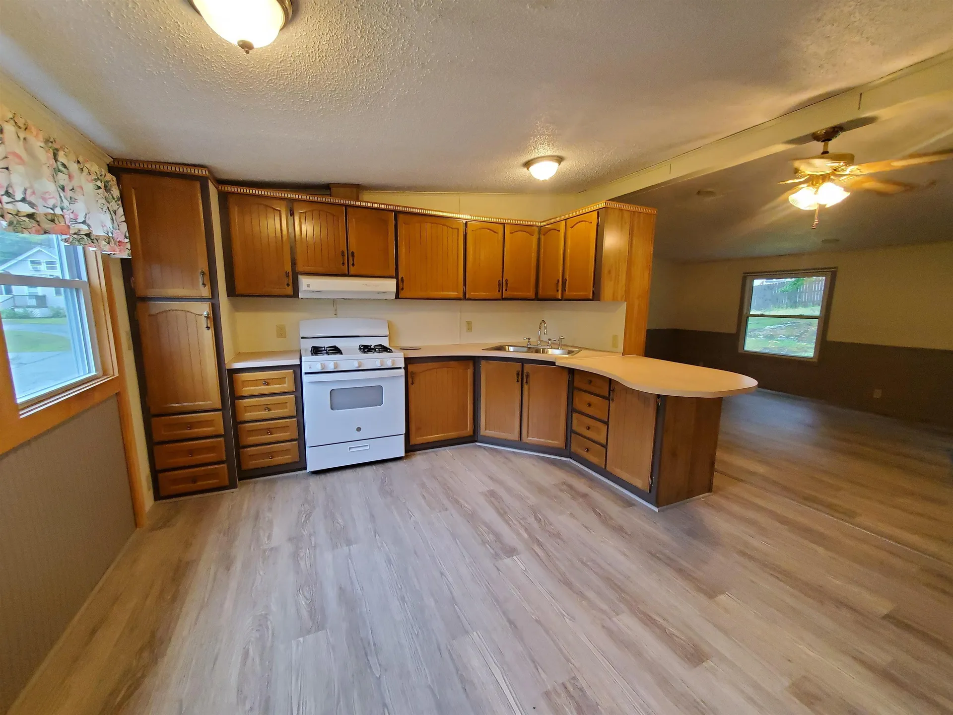 7 Dartmouth Street Enfield NH 03748