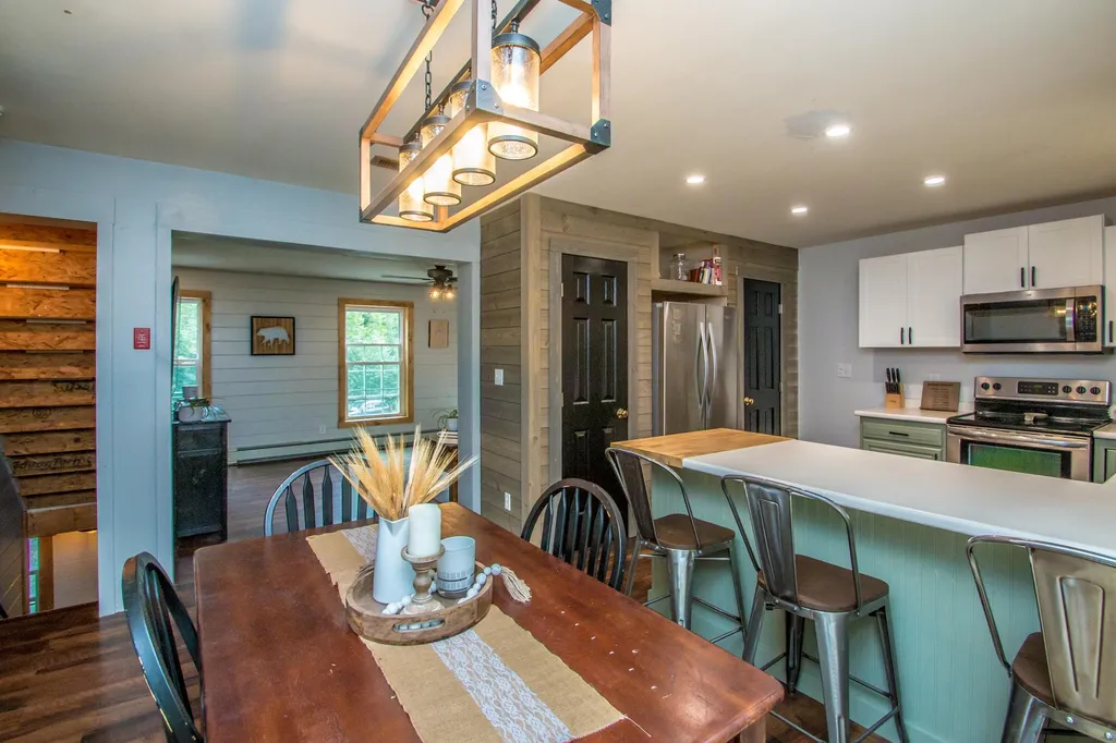 565 Kimball Hill Road Whitefield NH 03598