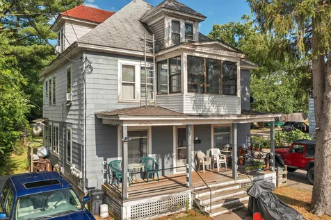 15 Dewey Street Laconia NH 03246
