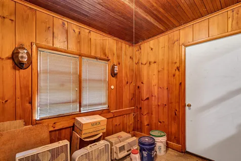 15 Dewey Street Laconia NH 03246