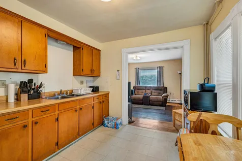15 Dewey Street Laconia NH 03246