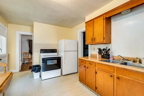 15 Dewey Street Laconia NH 03246