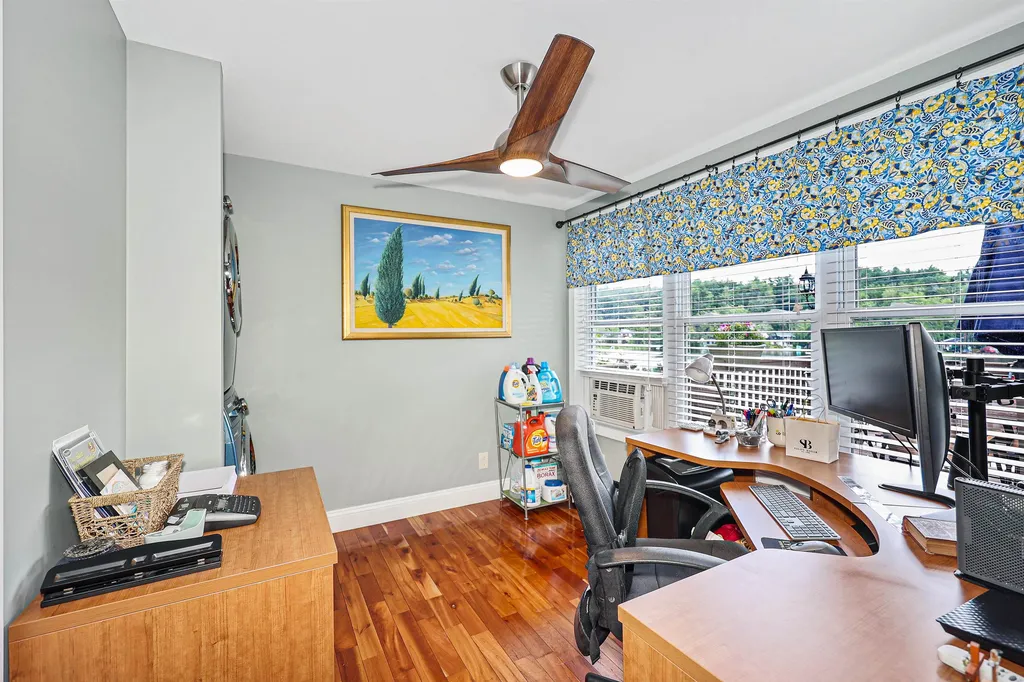 30 W Shore Drive Raymond NH 03077