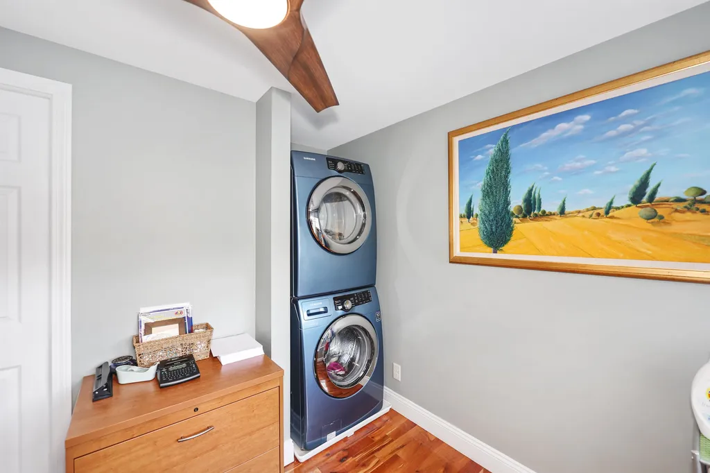 30 W Shore Drive Raymond NH 03077