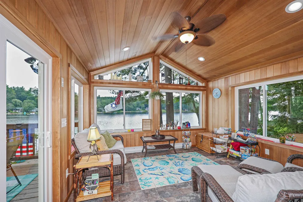 30 W Shore Drive Raymond NH 03077