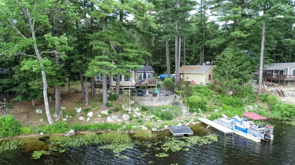 30 W Shore Drive Raymond NH 03077