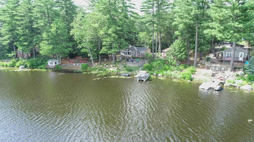 30 W Shore Drive Raymond NH 03077
