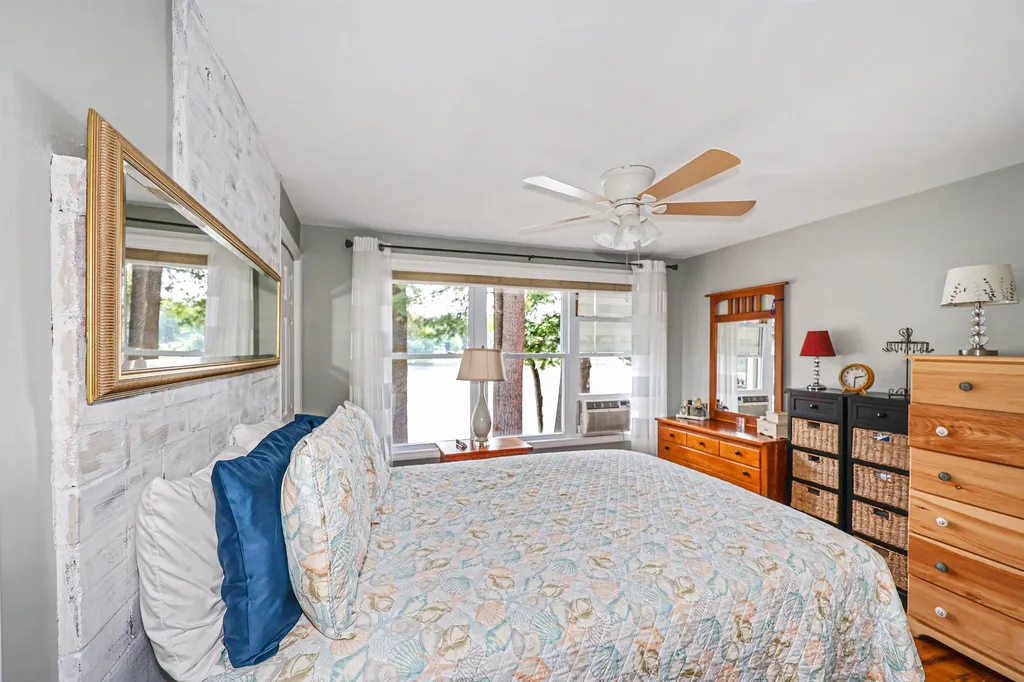 30 W Shore Drive Raymond NH 03077