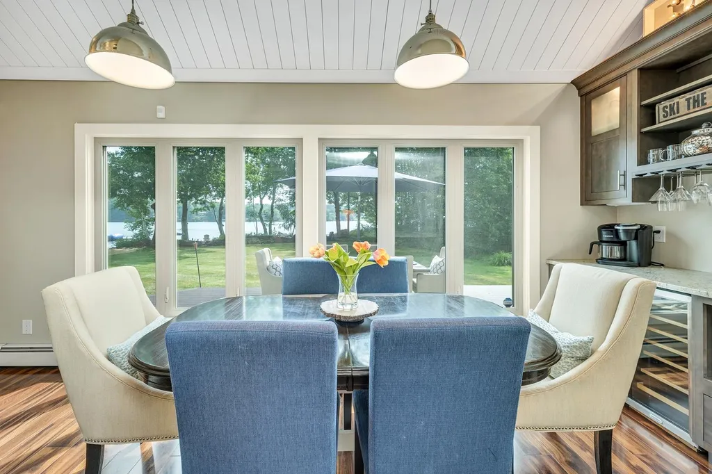 16 Driftwood Drive Laconia NH 03246