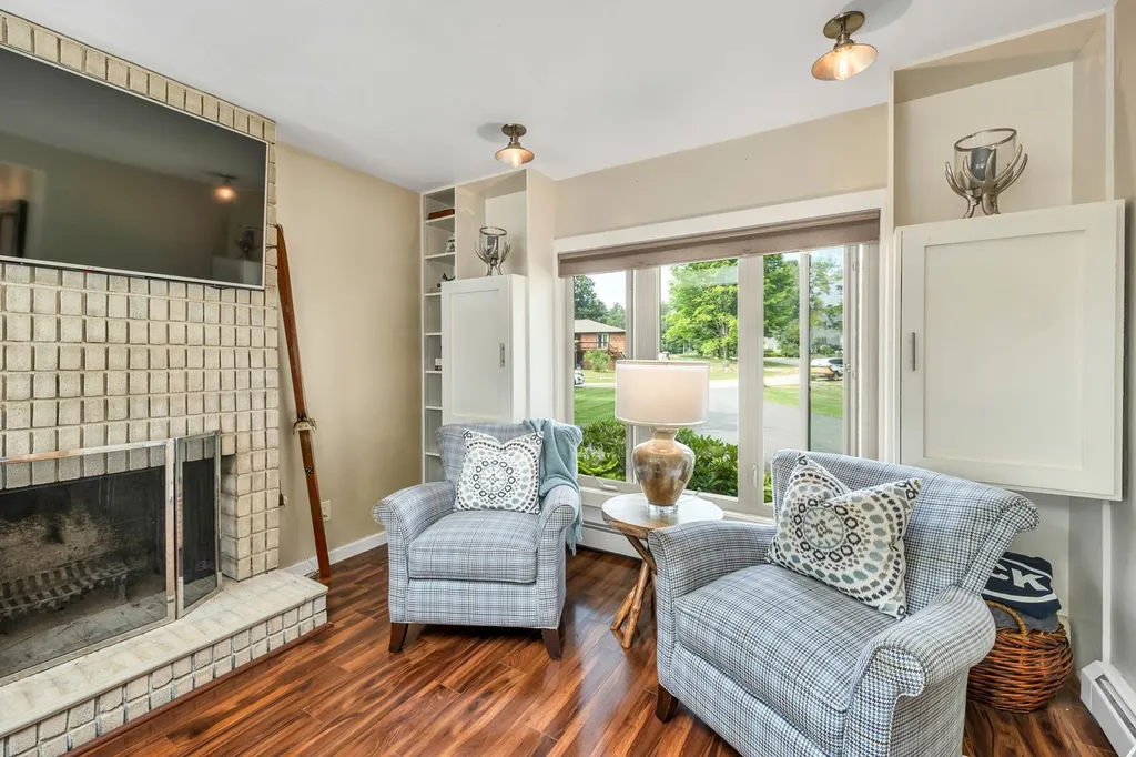 16 Driftwood Drive Laconia NH 03246