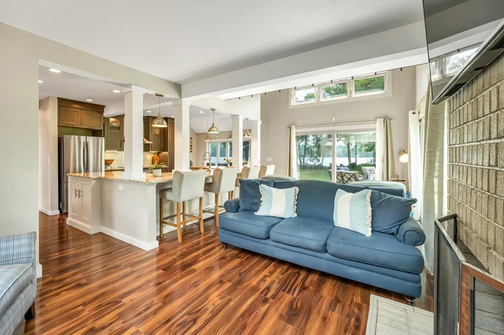 16 Driftwood Drive Laconia NH 03246