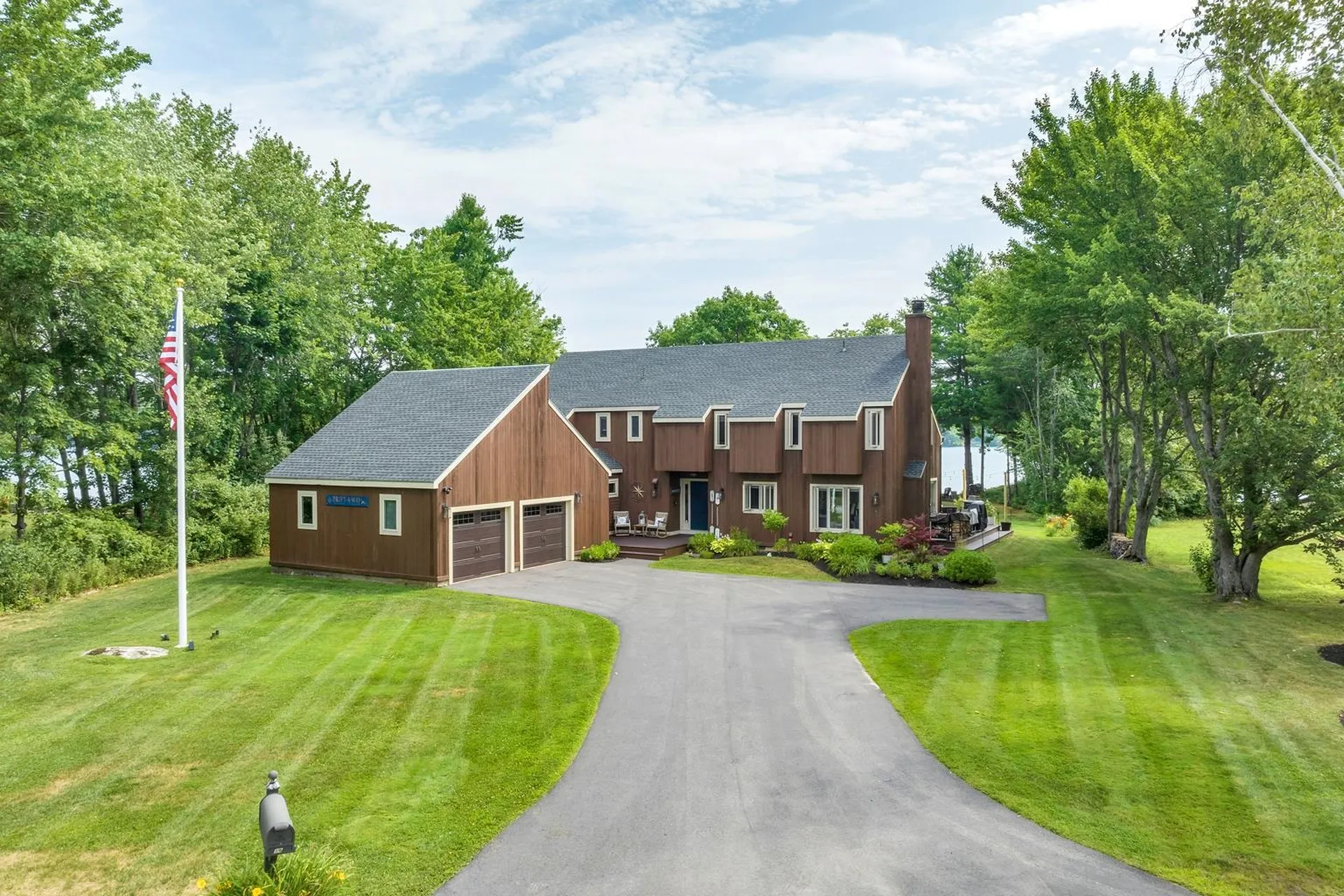 16 Driftwood Drive Laconia NH 03246