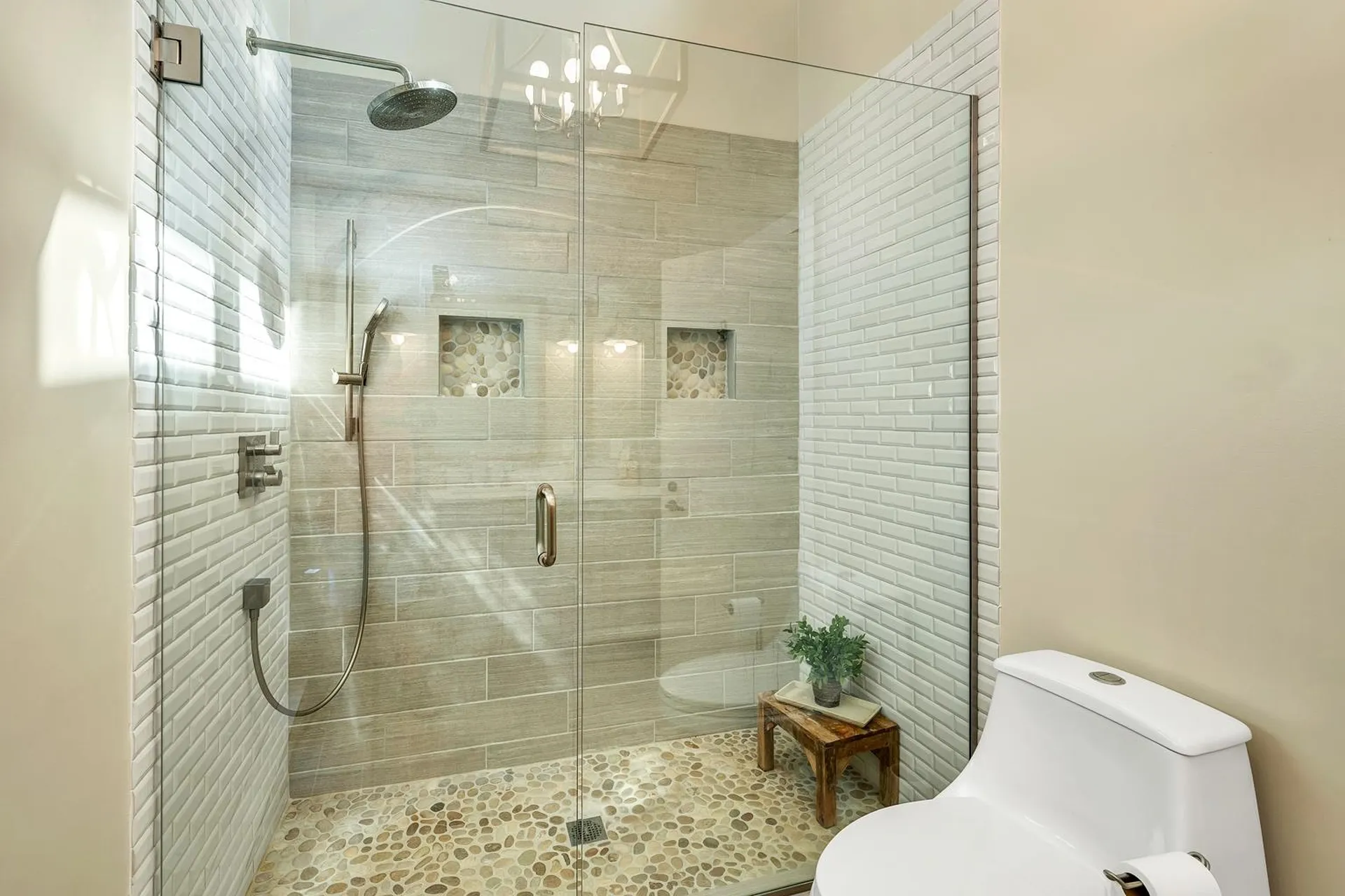 16 Driftwood Drive Laconia NH 03246