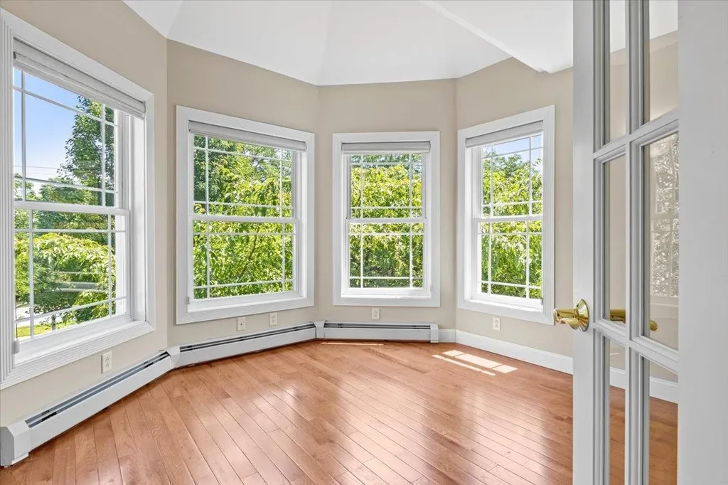941 Dorset Street South Burlington VT 05403