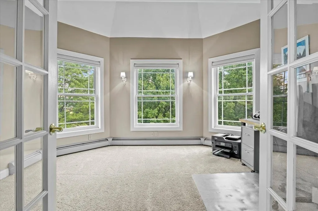 941 Dorset Street South Burlington VT 05403