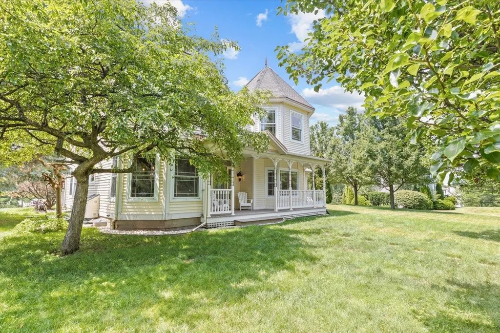 941 Dorset Street South Burlington VT 05403