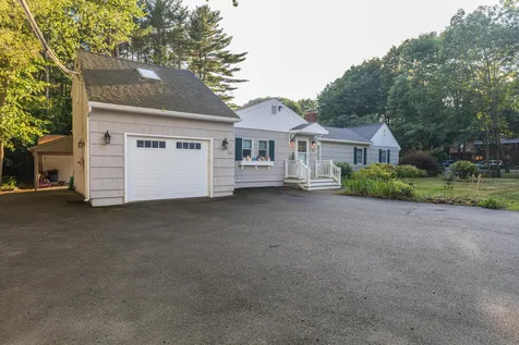 25 Southside Road York ME 03909