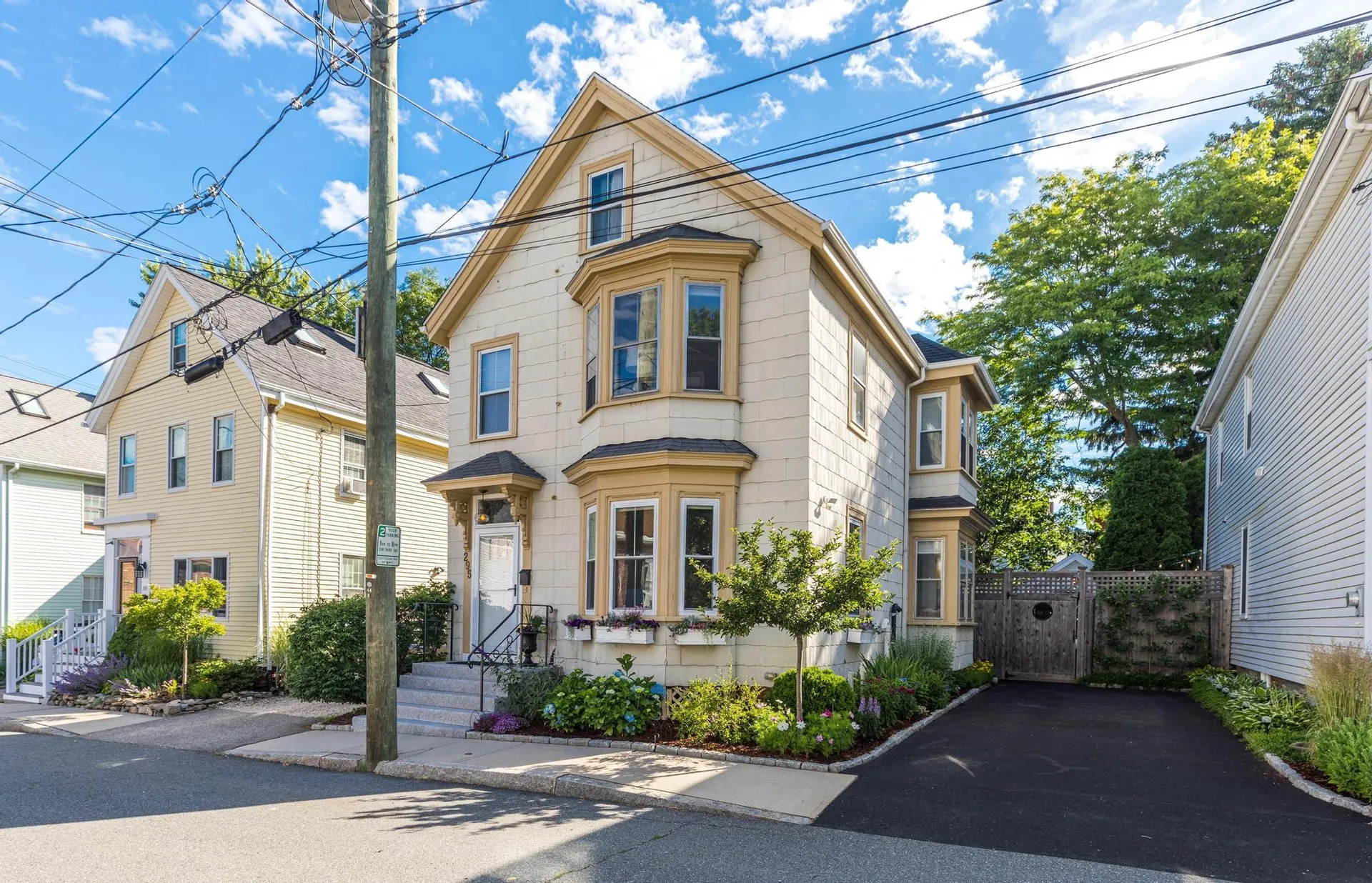 295 Cabot Street Portsmouth NH 03801