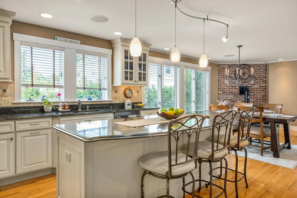 15 Park Ridge Avenue Rye NH 03870