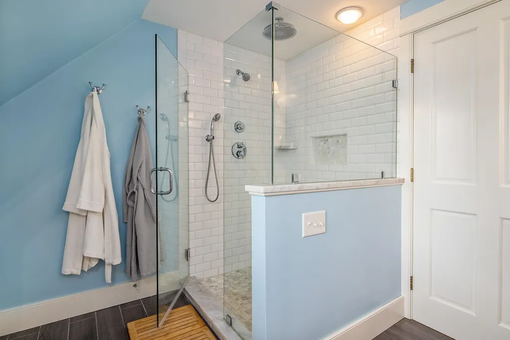 15 Park Ridge Avenue Rye NH 03870
