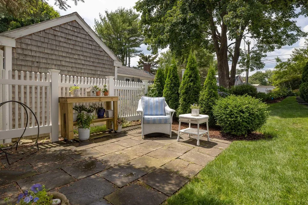 15 Park Ridge Avenue Rye NH 03870