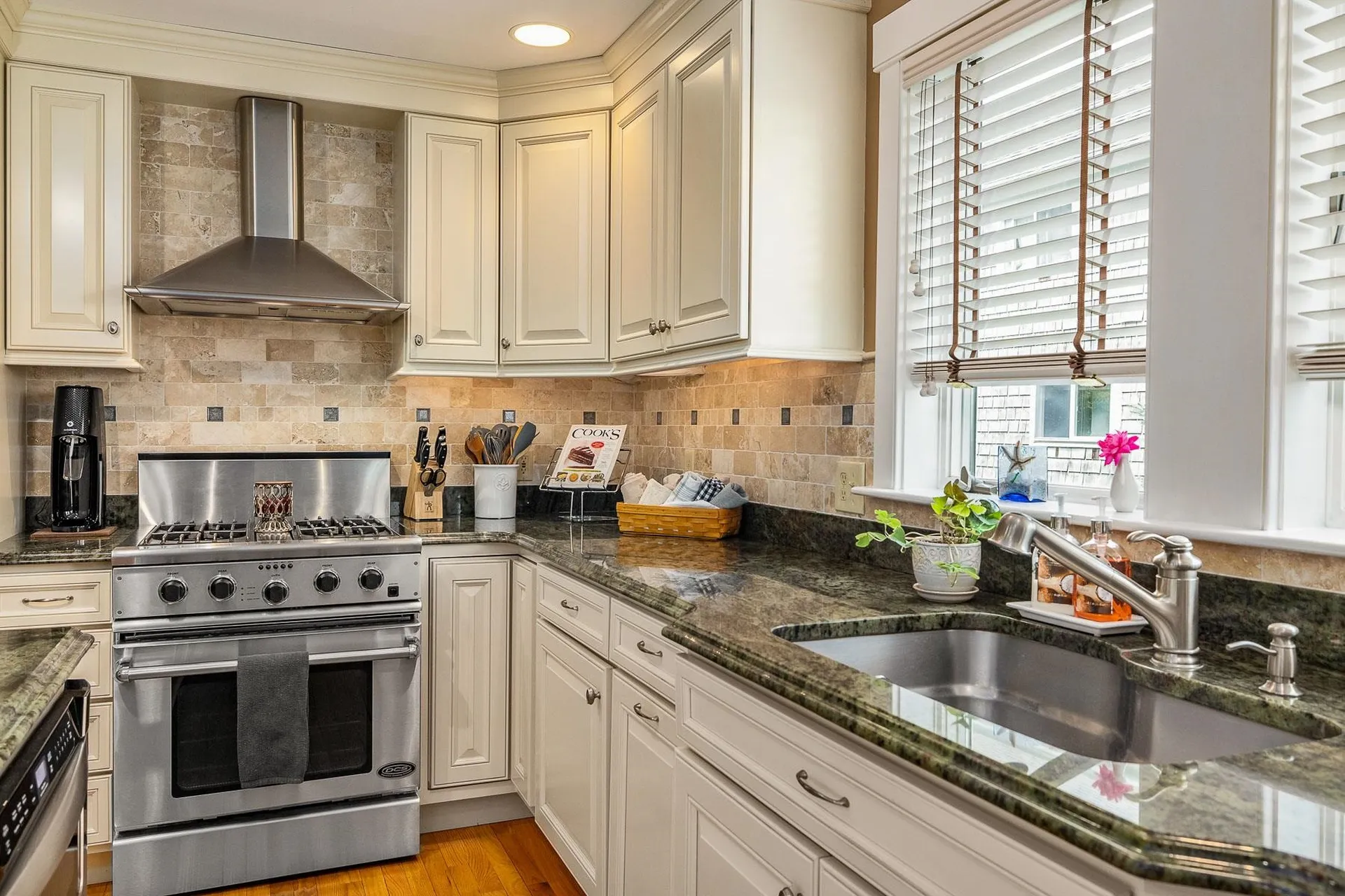 15 Park Ridge Avenue Rye NH 03870