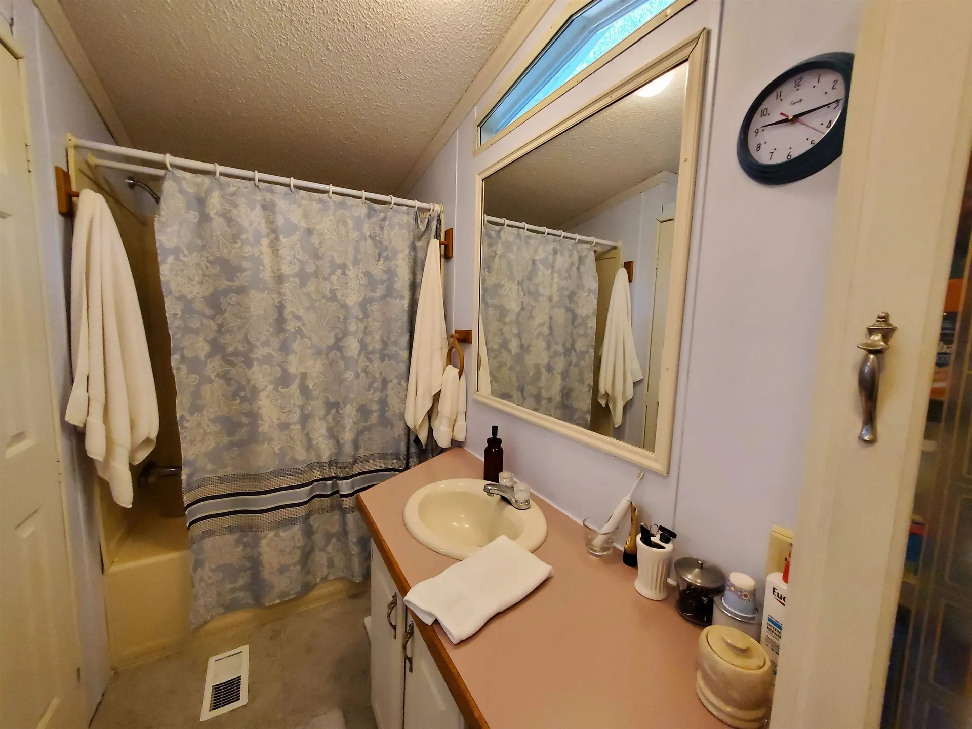 9 Goodwin Lane Canaan NH 03741