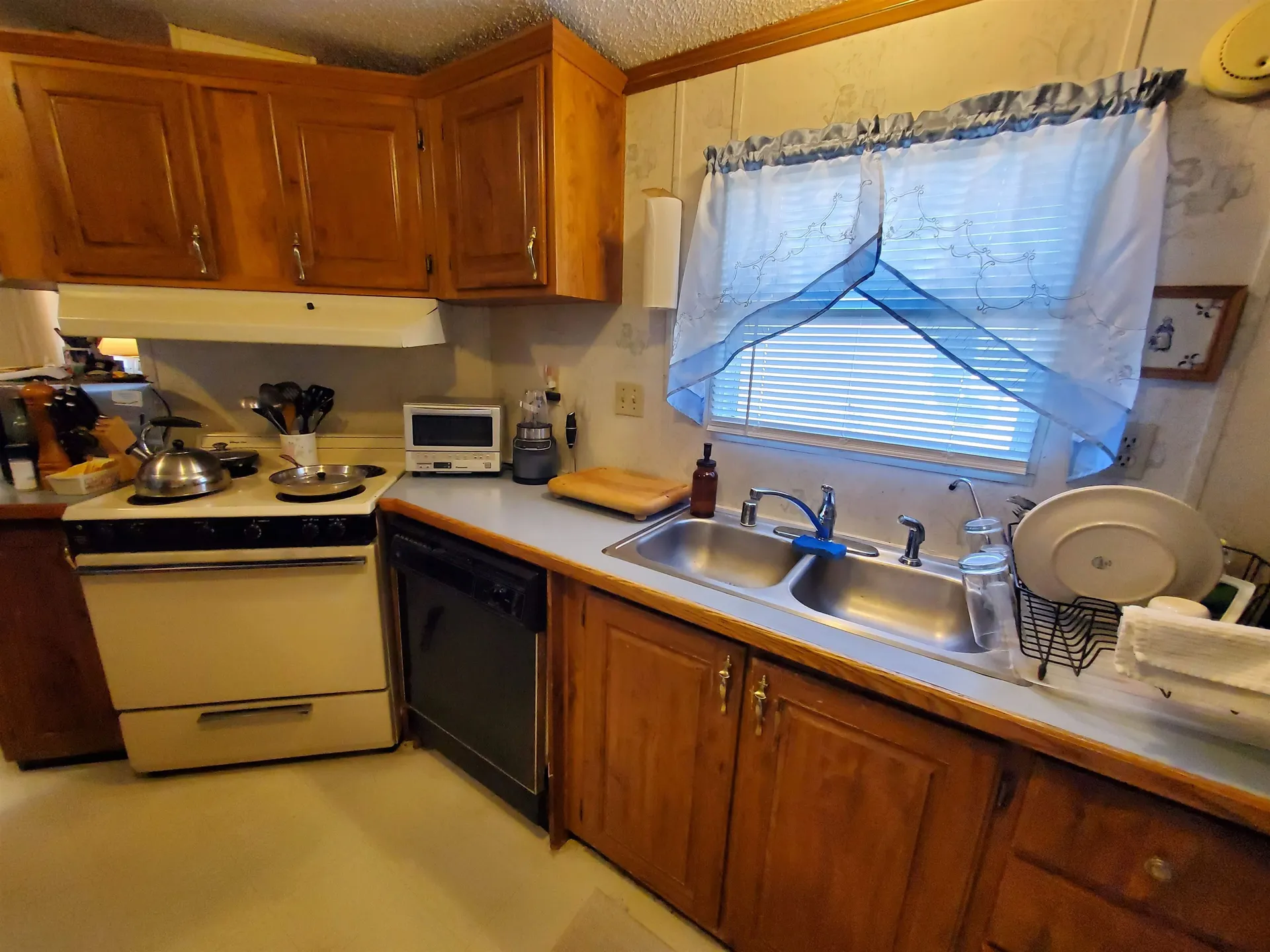 9 Goodwin Lane Canaan NH 03741