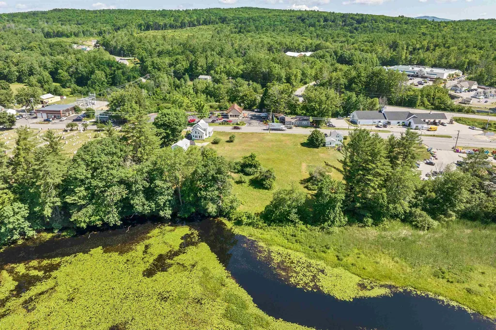 29 Main Street Alton NH 03809