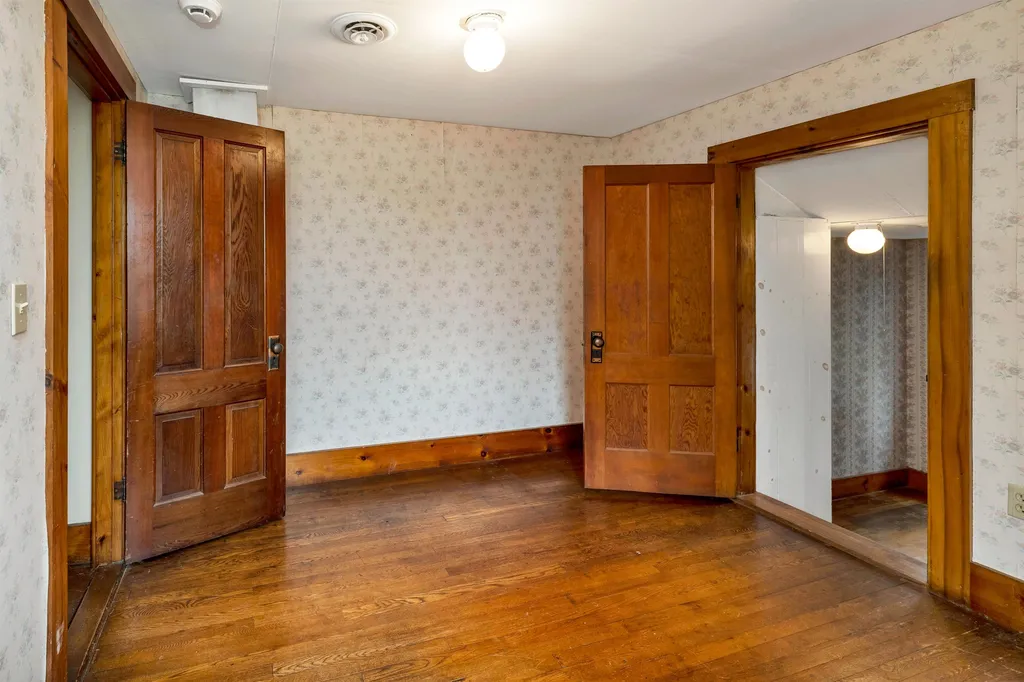 29 Main Street Alton NH 03809