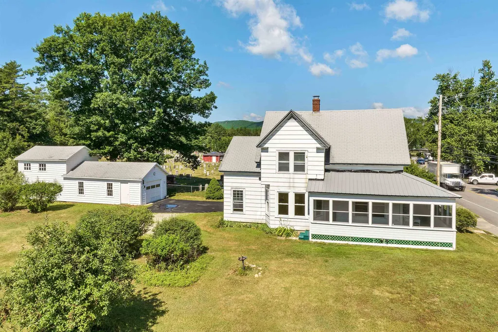 29 Main Street Alton NH 03809