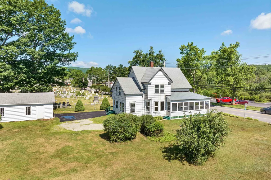 29 Main Street Alton NH 03809