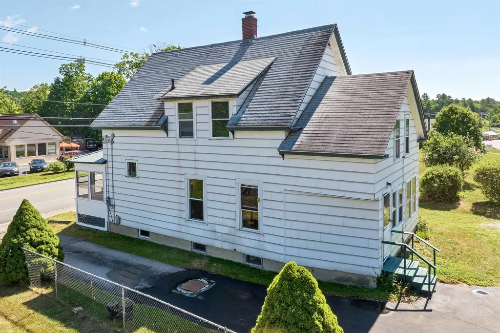 29 Main Street Alton NH 03809