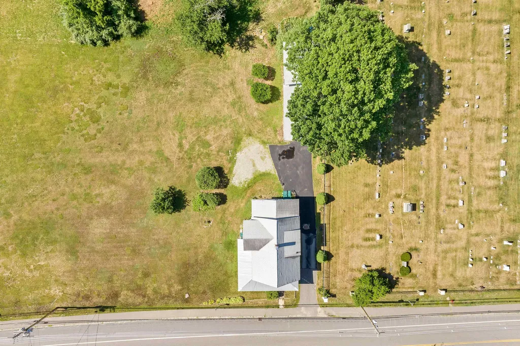 29 Main Street Alton NH 03809