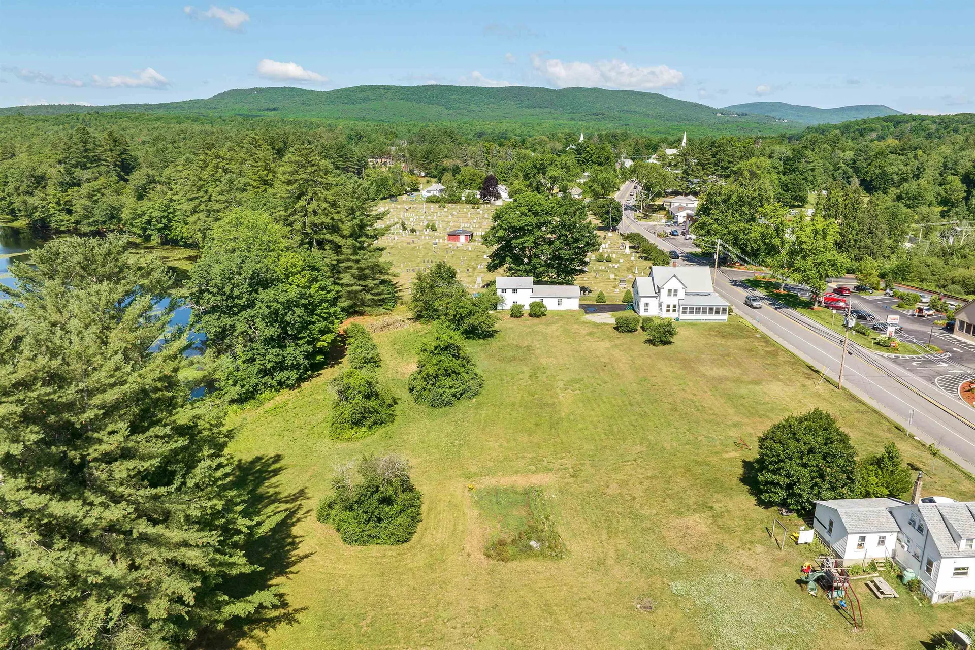 29 Main Street Alton NH 03809