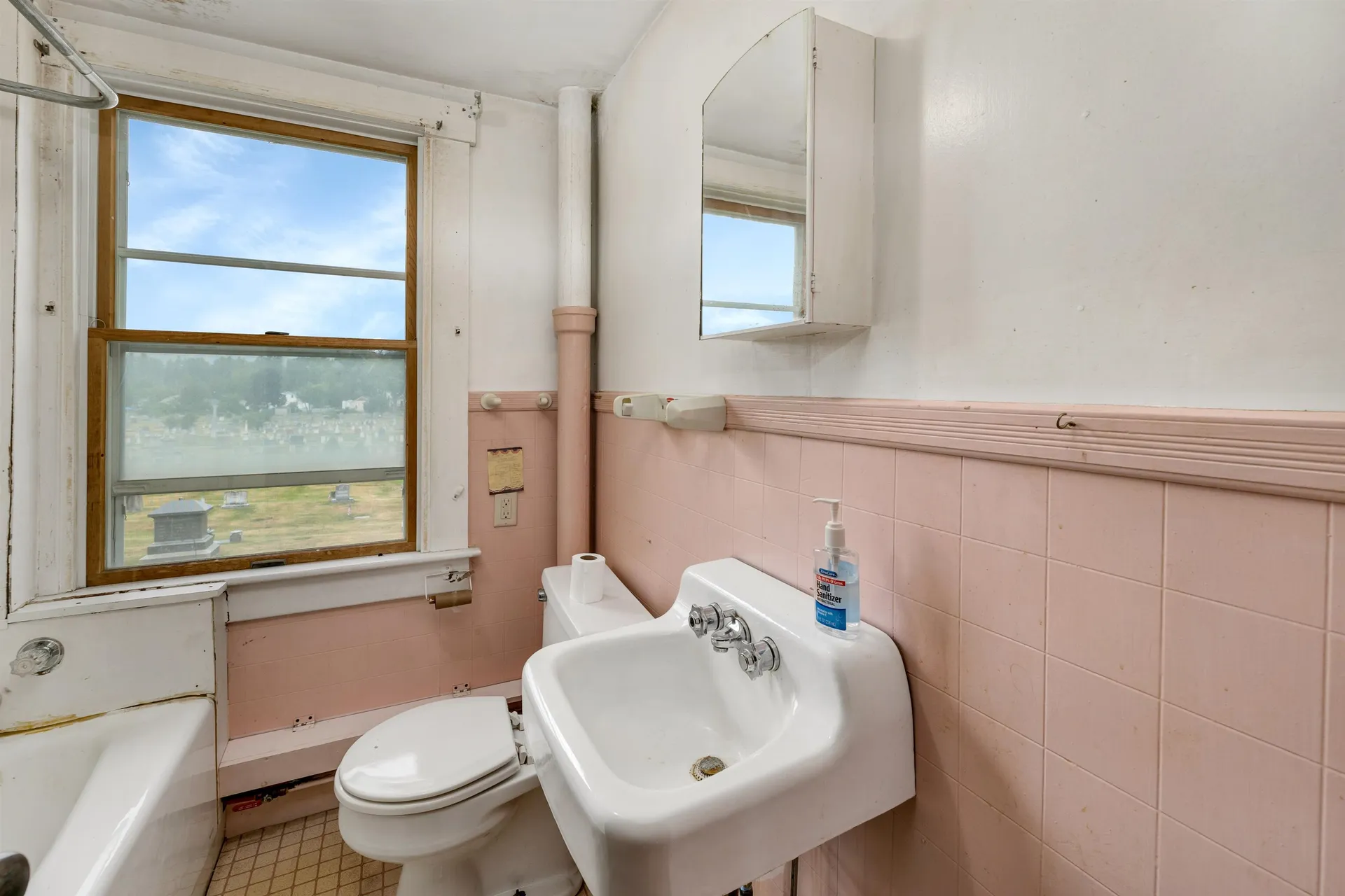 29 Main Street Alton NH 03809