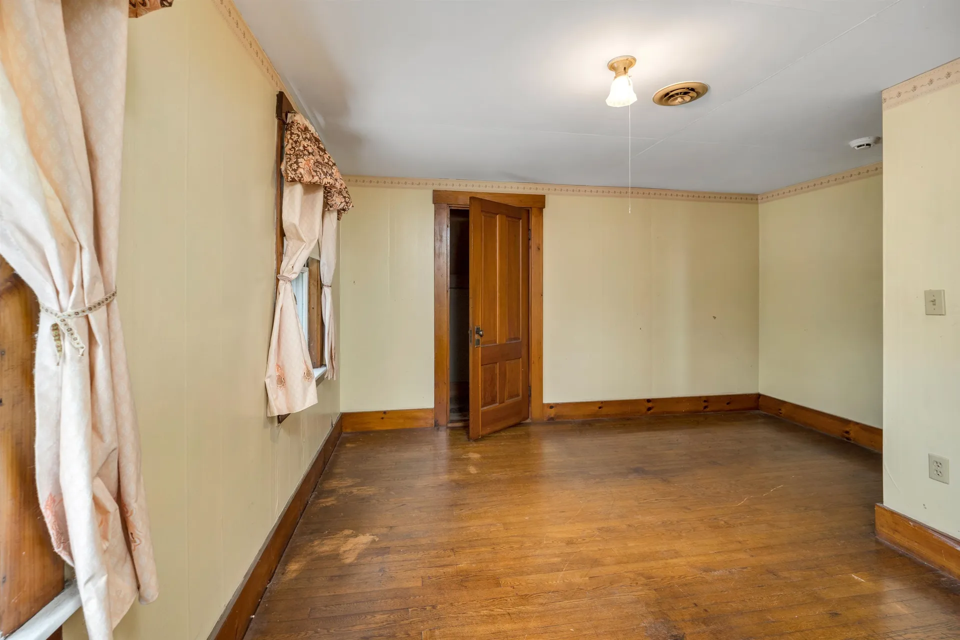 29 Main Street Alton NH 03809