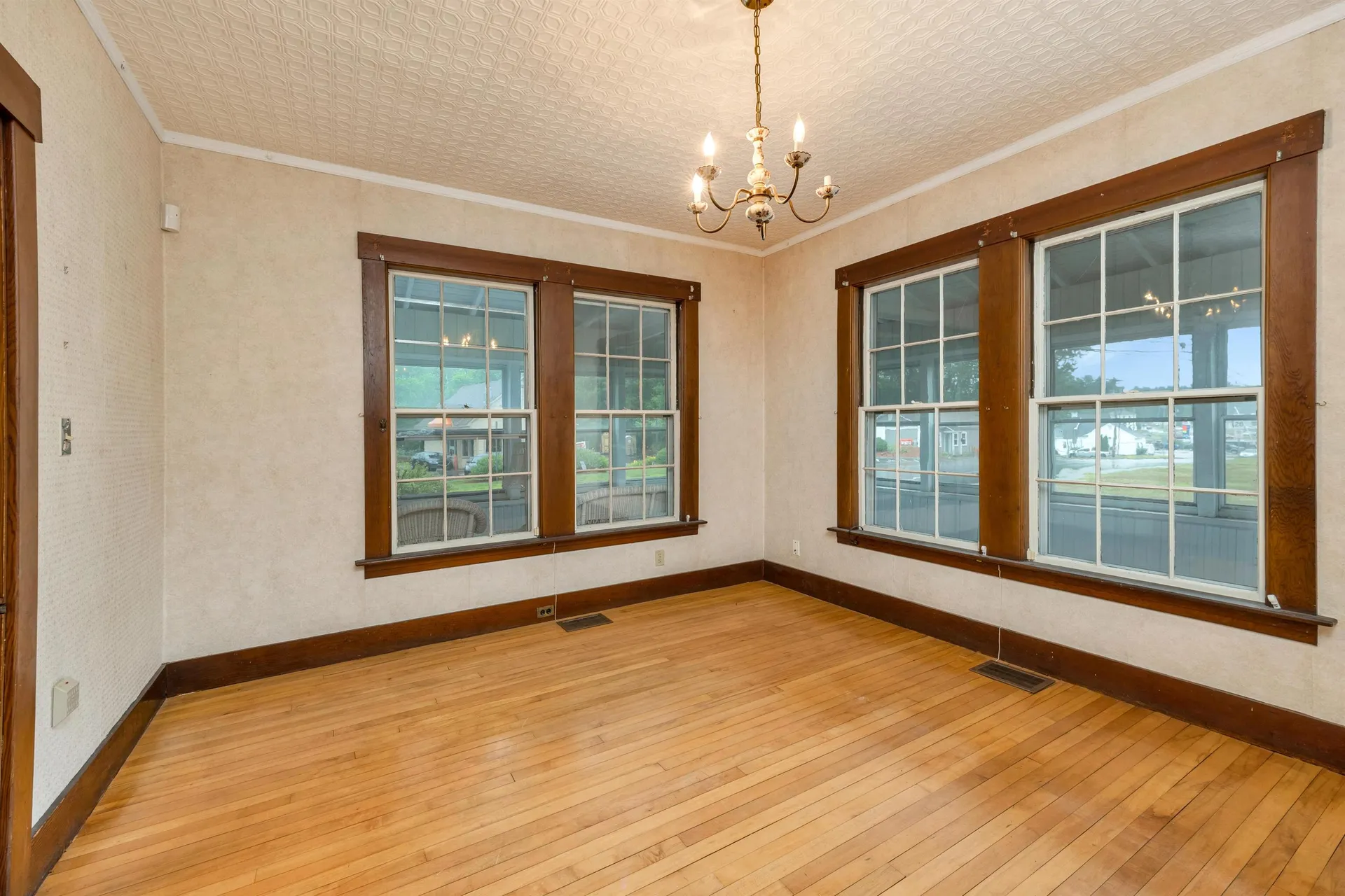 29 Main Street Alton NH 03809