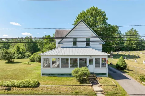 29 Main Street Alton NH 03809