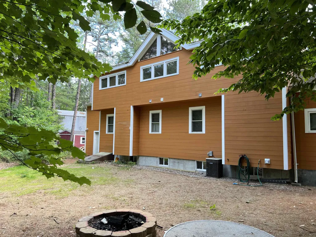 16 Margo Lane Tamworth NH 03817