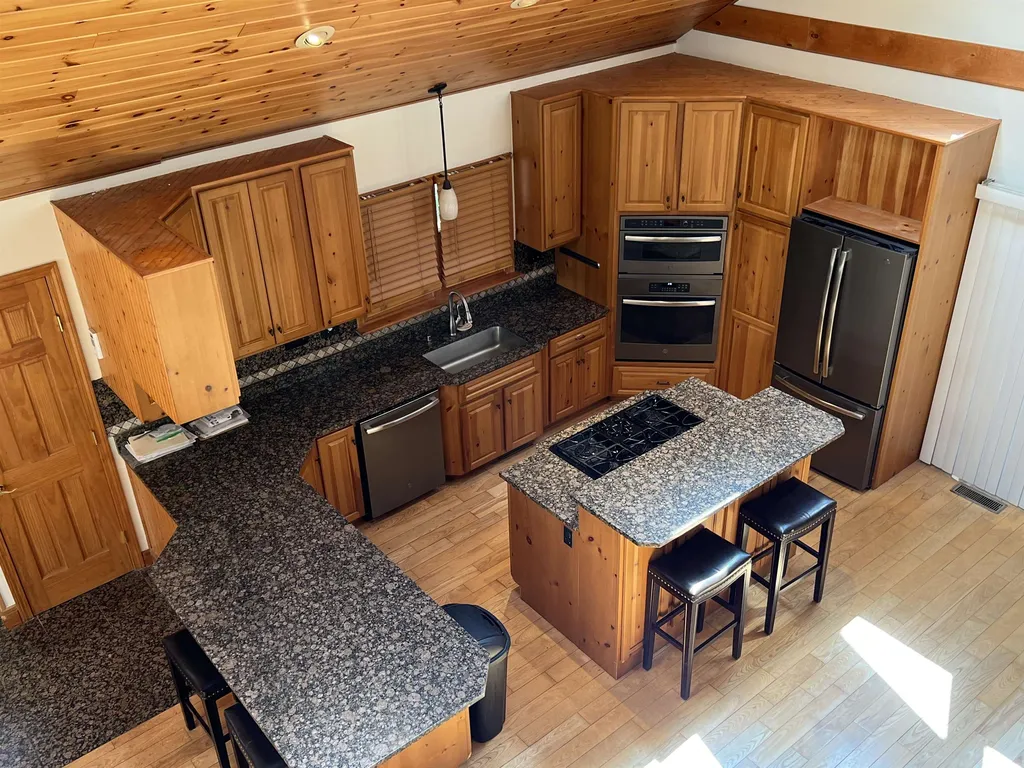 16 Margo Lane Tamworth NH 03817