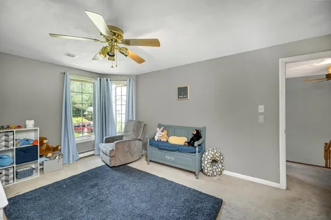 8 Linden Circle Laconia NH 03246