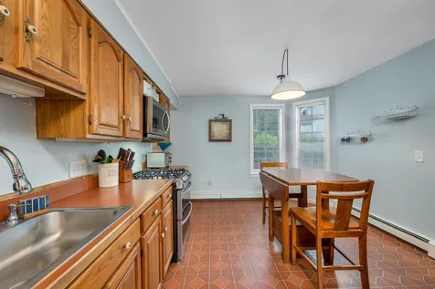 8 Linden Circle Laconia NH 03246