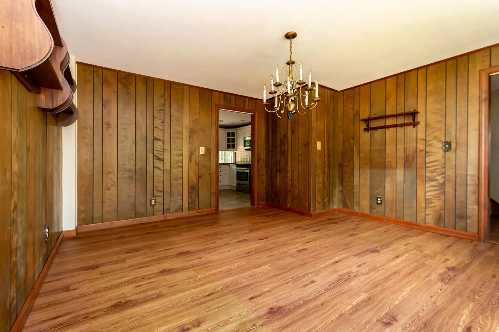 12 Pleasant Drive Londonderry NH 03053