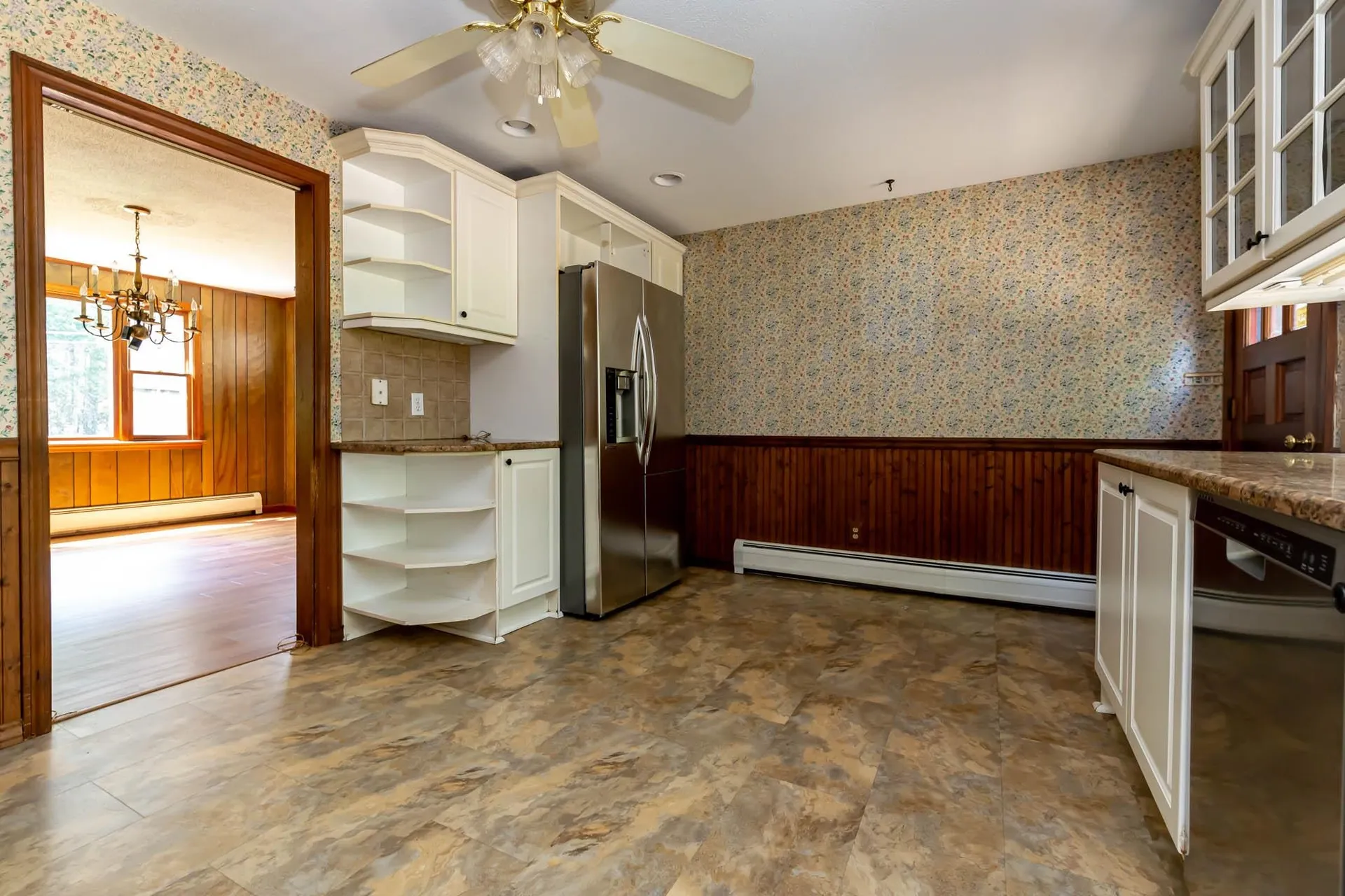 12 Pleasant Drive Londonderry NH 03053