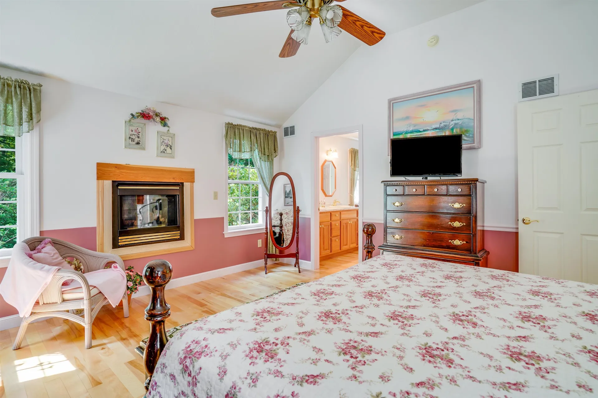 932 River Road Weare NH 03281