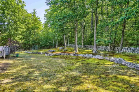 932 River Road Weare NH 03281