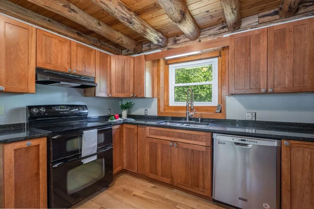 80 Ridge Farm Road Strafford NH 03884