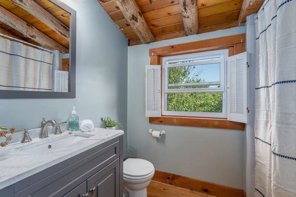 80 Ridge Farm Road Strafford NH 03884
