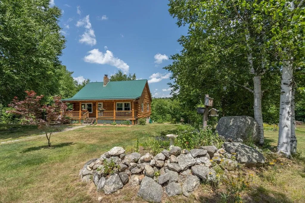 80 Ridge Farm Road Strafford NH 03884